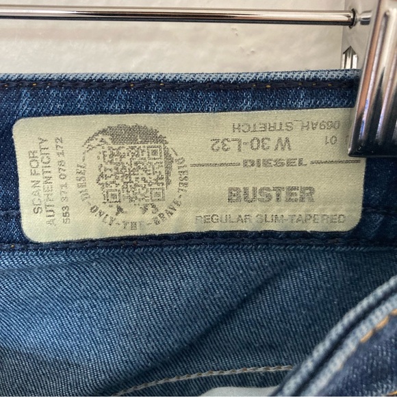 Diesel Buster Regular Slim-Tapered Jeans Size 30x32 069AH Stretch - Picture 4 of 9